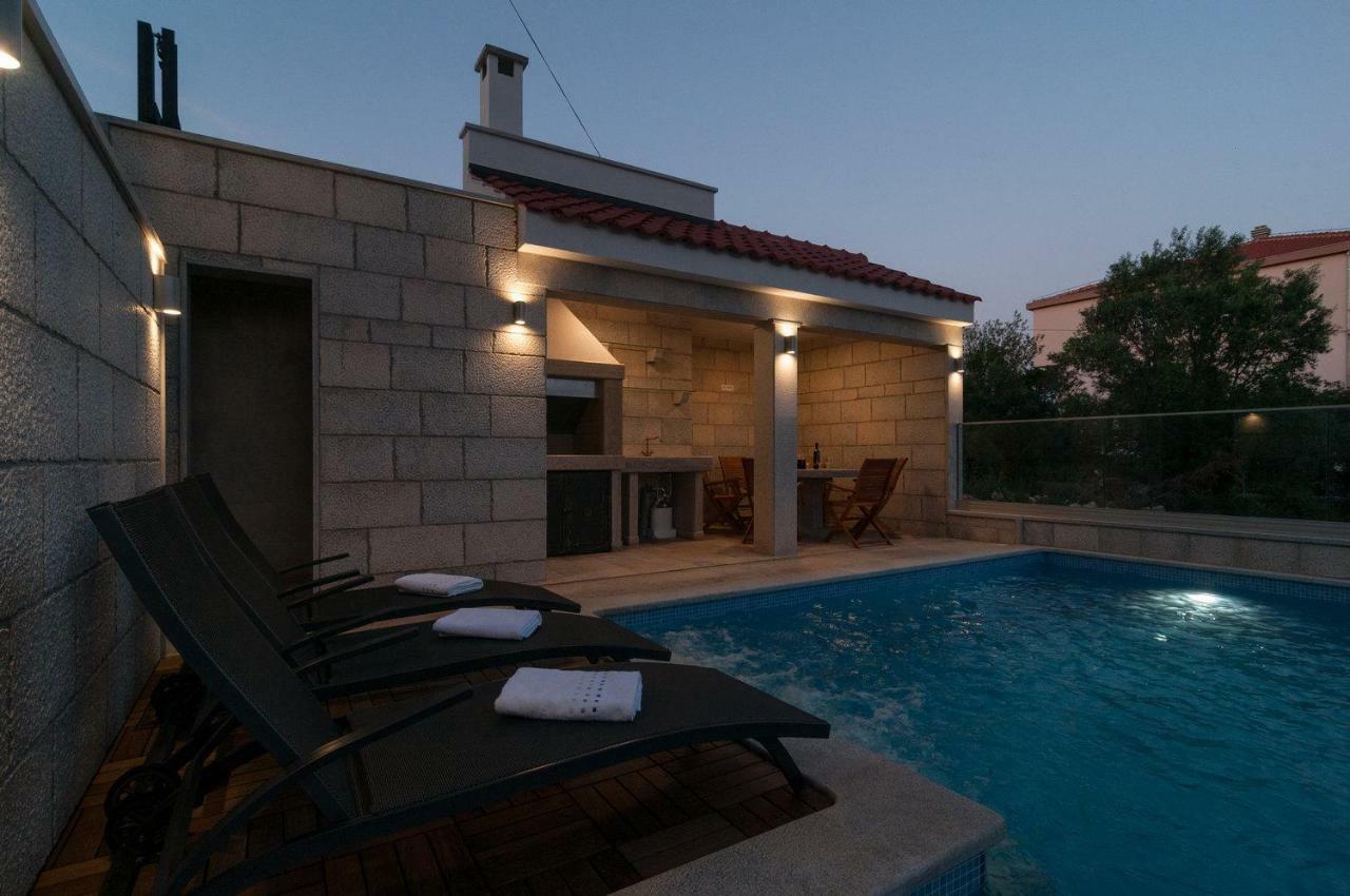 Beautiful Apartment With Private Pool Trogir Ngoại thất bức ảnh