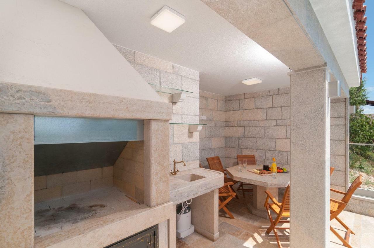 Beautiful Apartment With Private Pool Trogir Ngoại thất bức ảnh