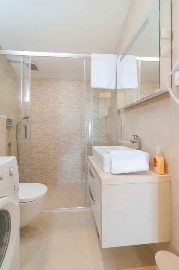 Beautiful Apartment With Private Pool Trogir Ngoại thất bức ảnh